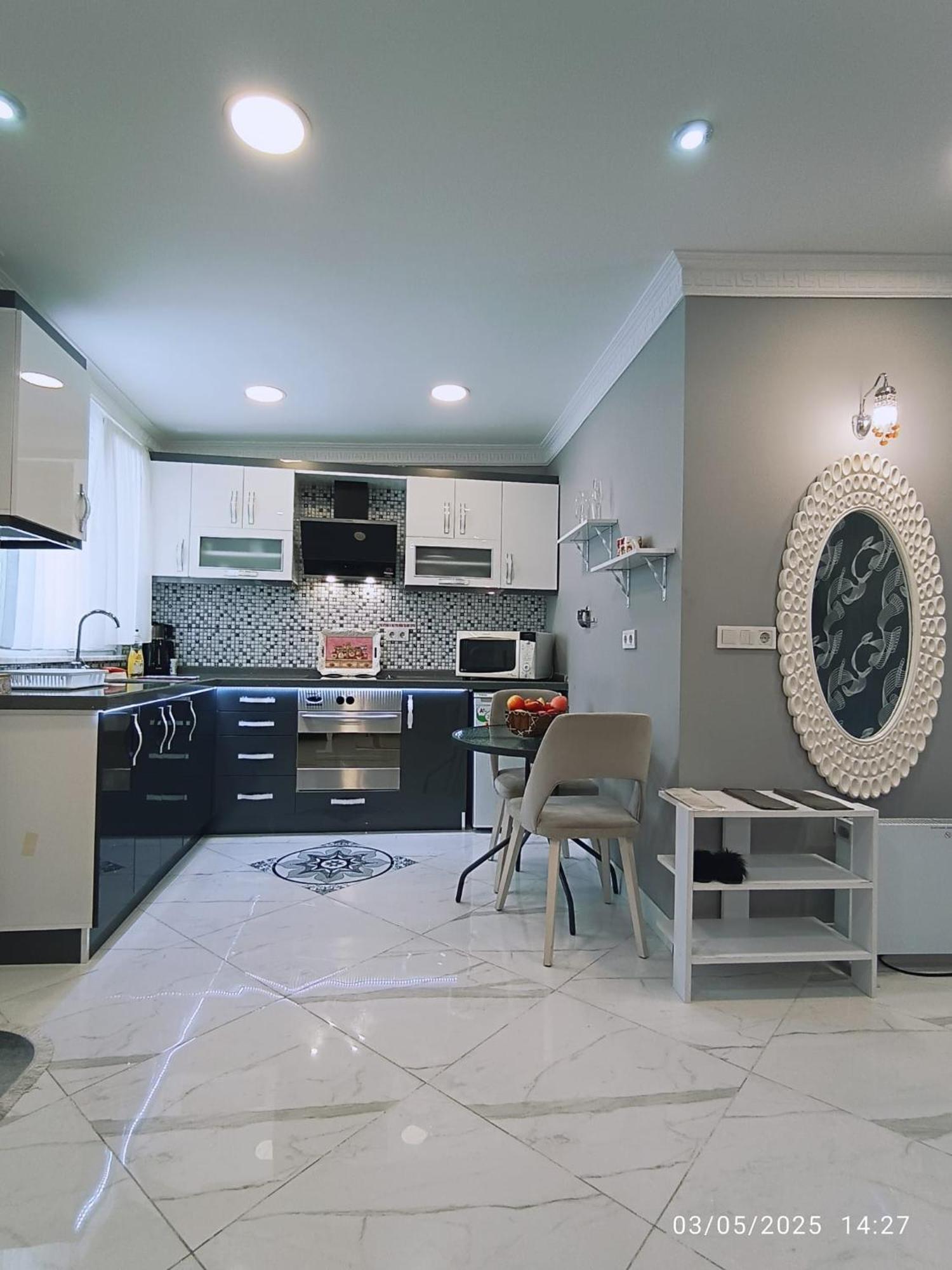 Little Palace Blue Apartment 이스탄불 외부 사진